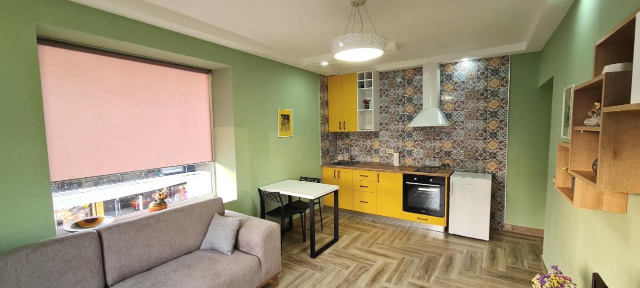 2V1 - Sheshi Willson Apartment Tirana Exterior photo