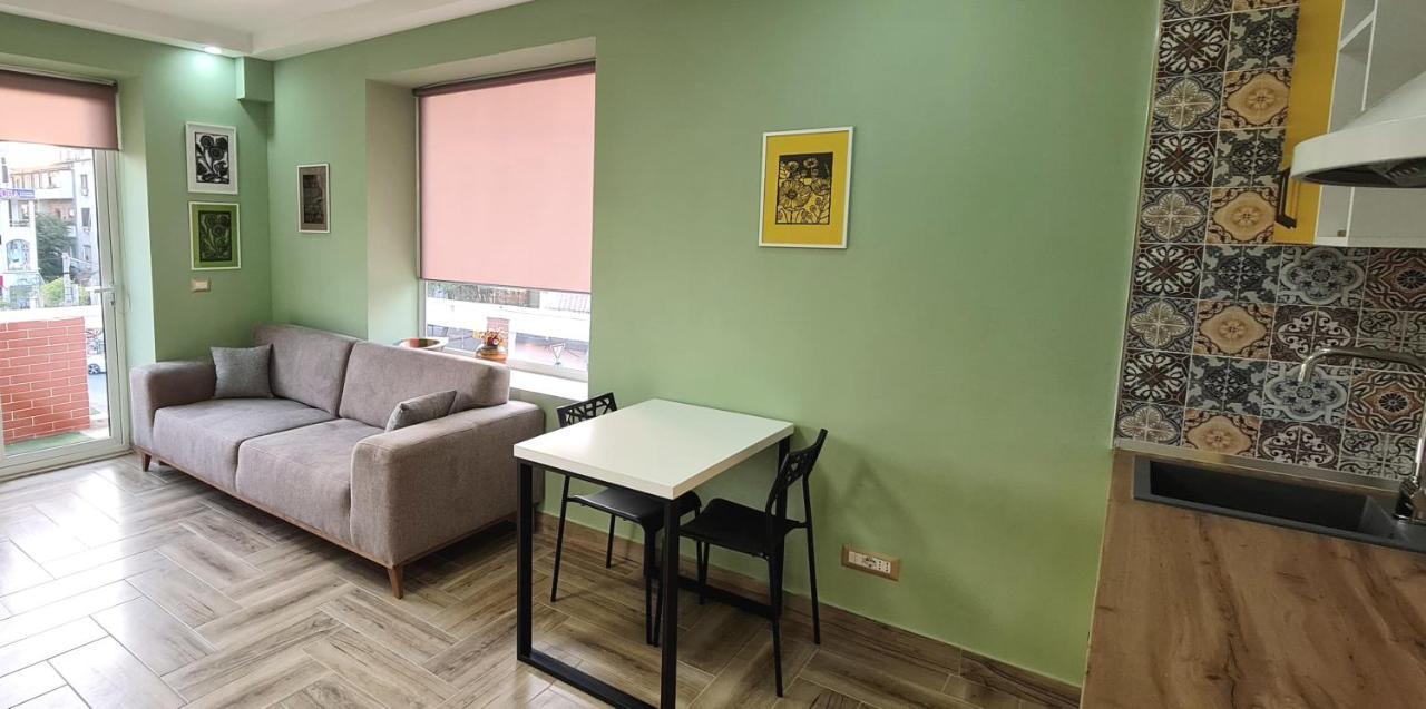 2V1 - Sheshi Willson Apartment Tirana Exterior photo